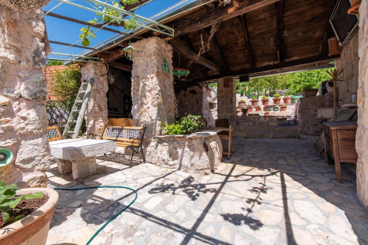 Krstatice Villa Pristinus מראה חיצוני תמונה