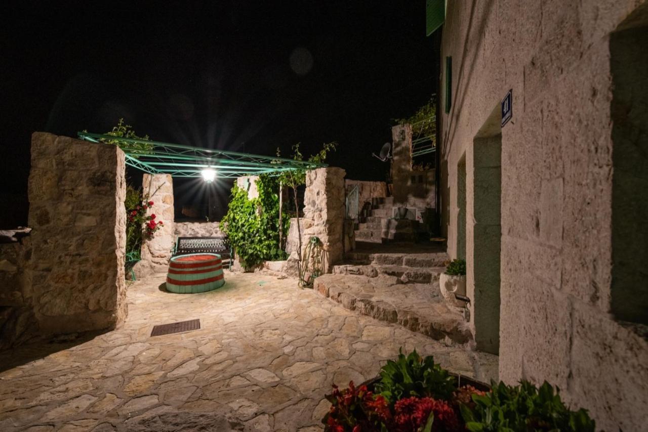 Krstatice Villa Pristinus מראה חיצוני תמונה
