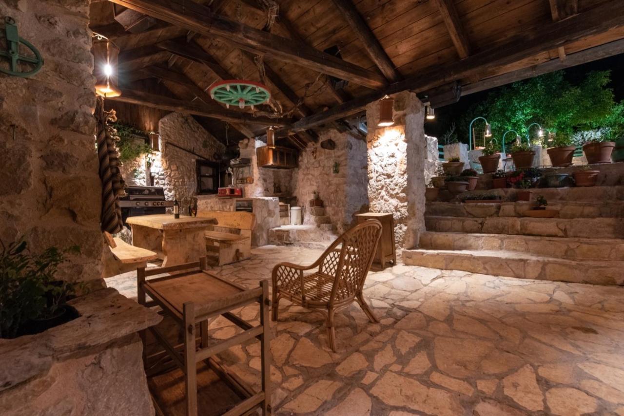 Krstatice Villa Pristinus מראה חיצוני תמונה