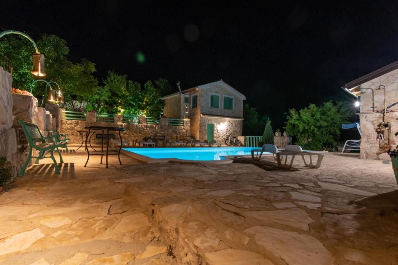 Krstatice Villa Pristinus מראה חיצוני תמונה